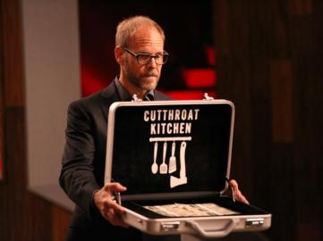 kt0201_alton-brown_s4x3_lg